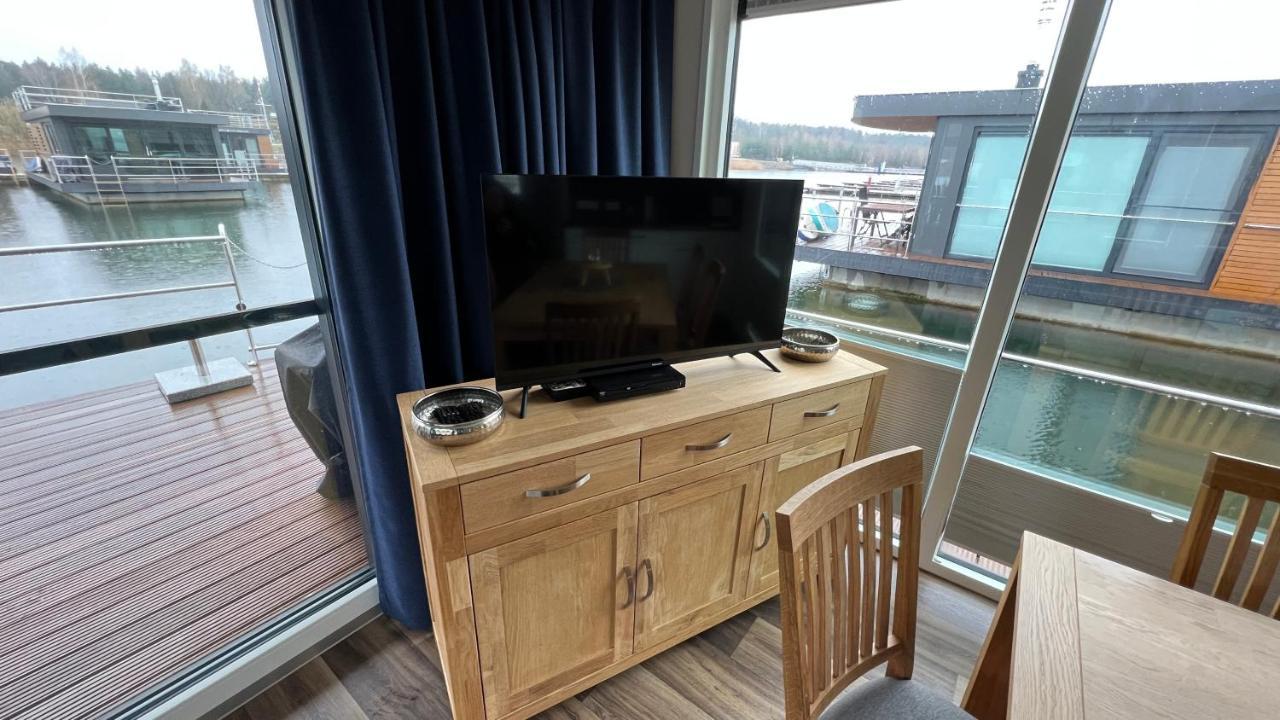 Hausboote Am Baerwalder See Traumhaus-Mieten Klitten Exterior foto
